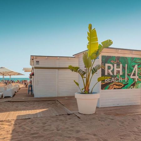 Hotel Rh Gijon & Spa Gandia Bagian luar foto