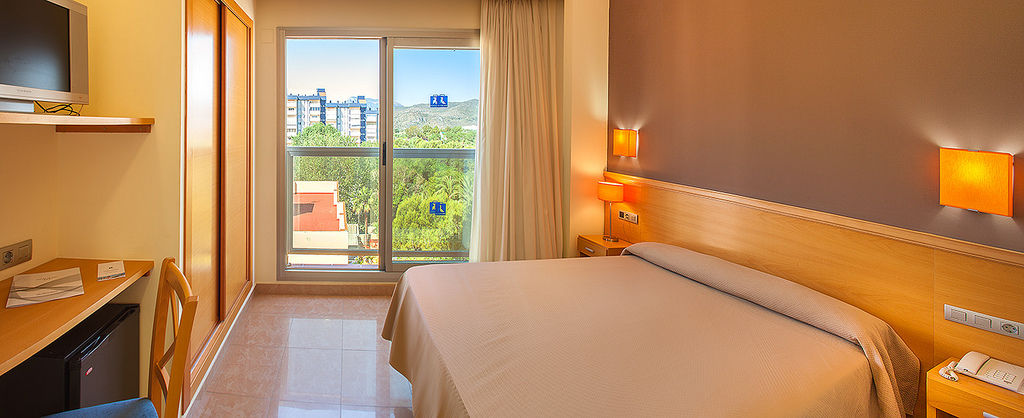 Hotel Rh Gijon & Spa Gandia Bagian luar foto