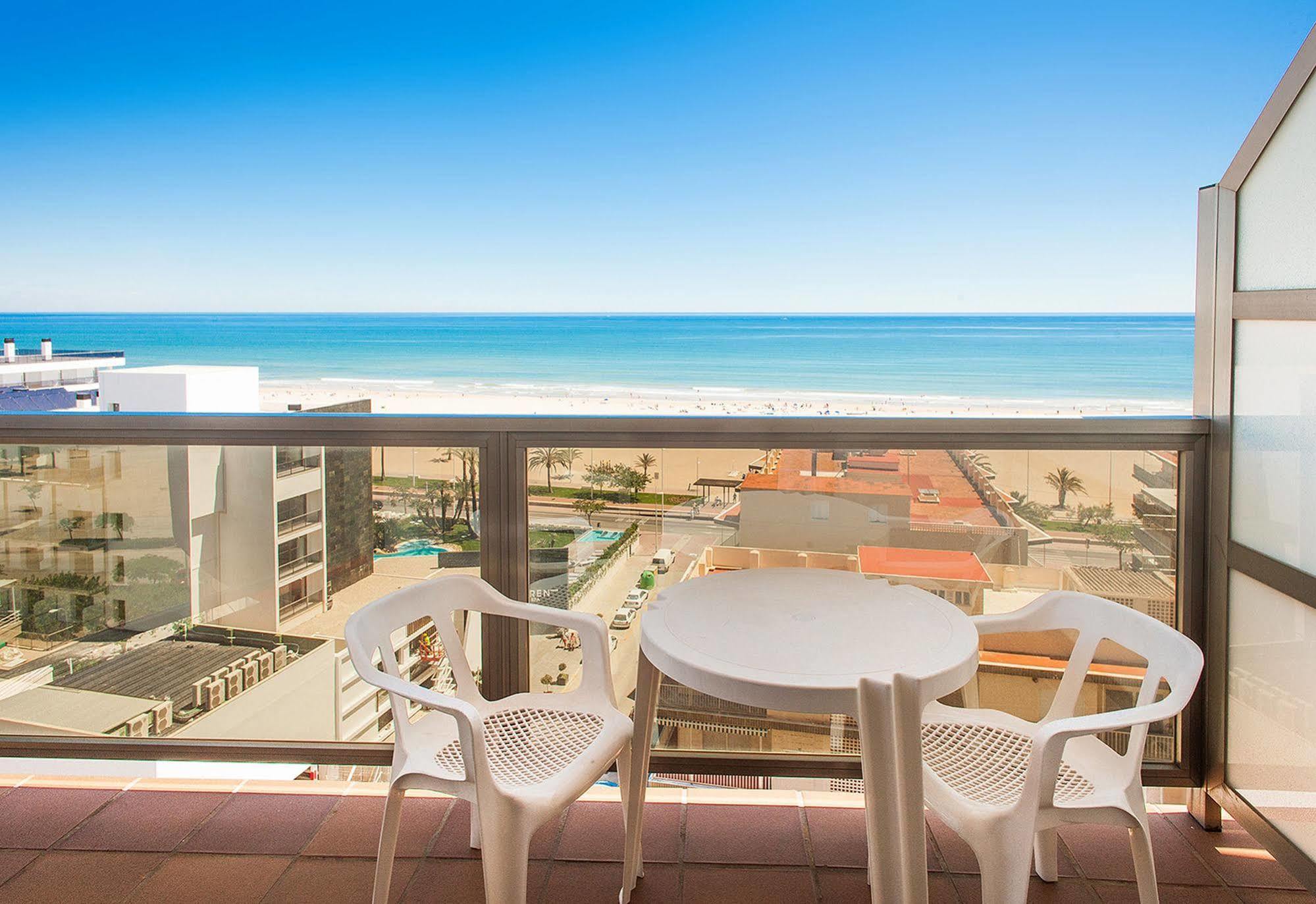 Hotel Rh Gijon & Spa Gandia Bagian luar foto